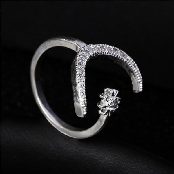 2019 New Fashion Ring Moon & Star Dazzling Open Finger Rings For Women Girls Jewelry Crytal Ring Wedding Engagement Jewelry Gift