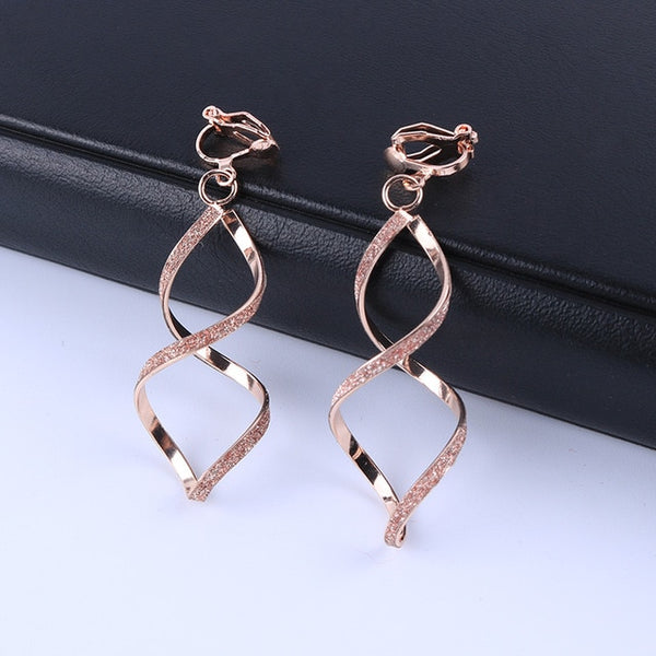4 Color Geometry Irregular Metal Wave Pattern Glitter Clip on Earrings No Pierced for Women Minimalism Ear Clips Fashion Jewelry