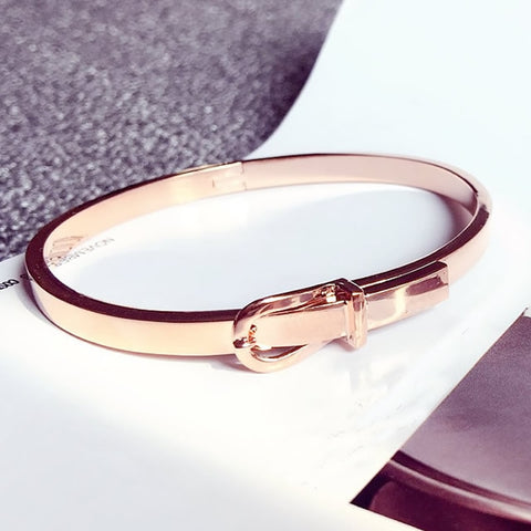 Fashion Expandable Wire Open Bangle Bracelet Manchette Women Girls Love Belt Cuff Bracelets Snap Button Stainless Steel Jewelry