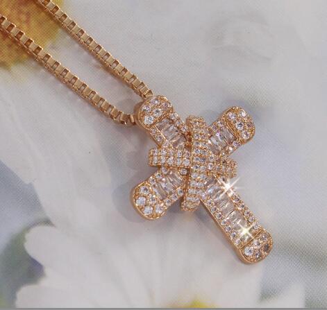 Luxury Cross Pendant Necklace Clear Cubic Zircon Necklace Pendant for Men Women Christmas gift