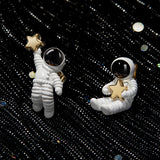New Korean Cute Asymmetric Pentagram Space Astronauts Clip on Earrings No Pierced for Women Girl Fashion Ladies White Ear Clips