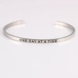 New Silver Stainless Steel Bangle Engraved Positive Inspirational Quote Handmade Cuff Mantra Bracelets For Women Best Gifts