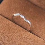 New Trendy Crystal  Engagement Claws Design Hot Sale Rings For Women AAA White Zircon Cubic elegant rings Female Wedding jewerly