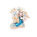 New Year Fashion Christmas Boots Brooch Santa Claus Shoes Carriage Rhinestone Brooch Jewelry for Christmas Color Stone Brooch